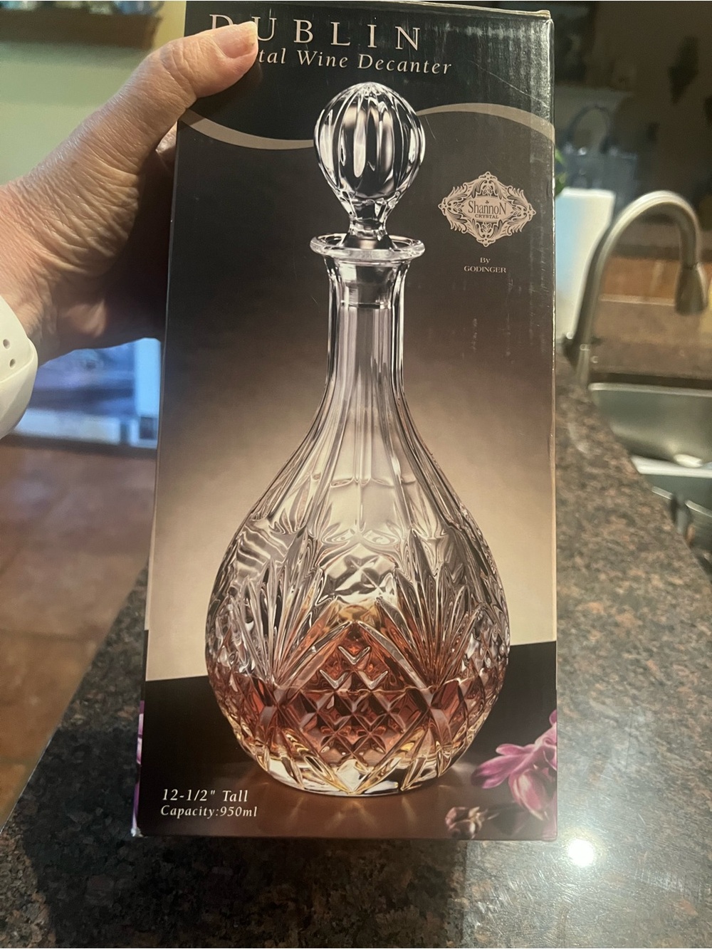 NWOT Dublin Crystal Wine Decanter by Godinger